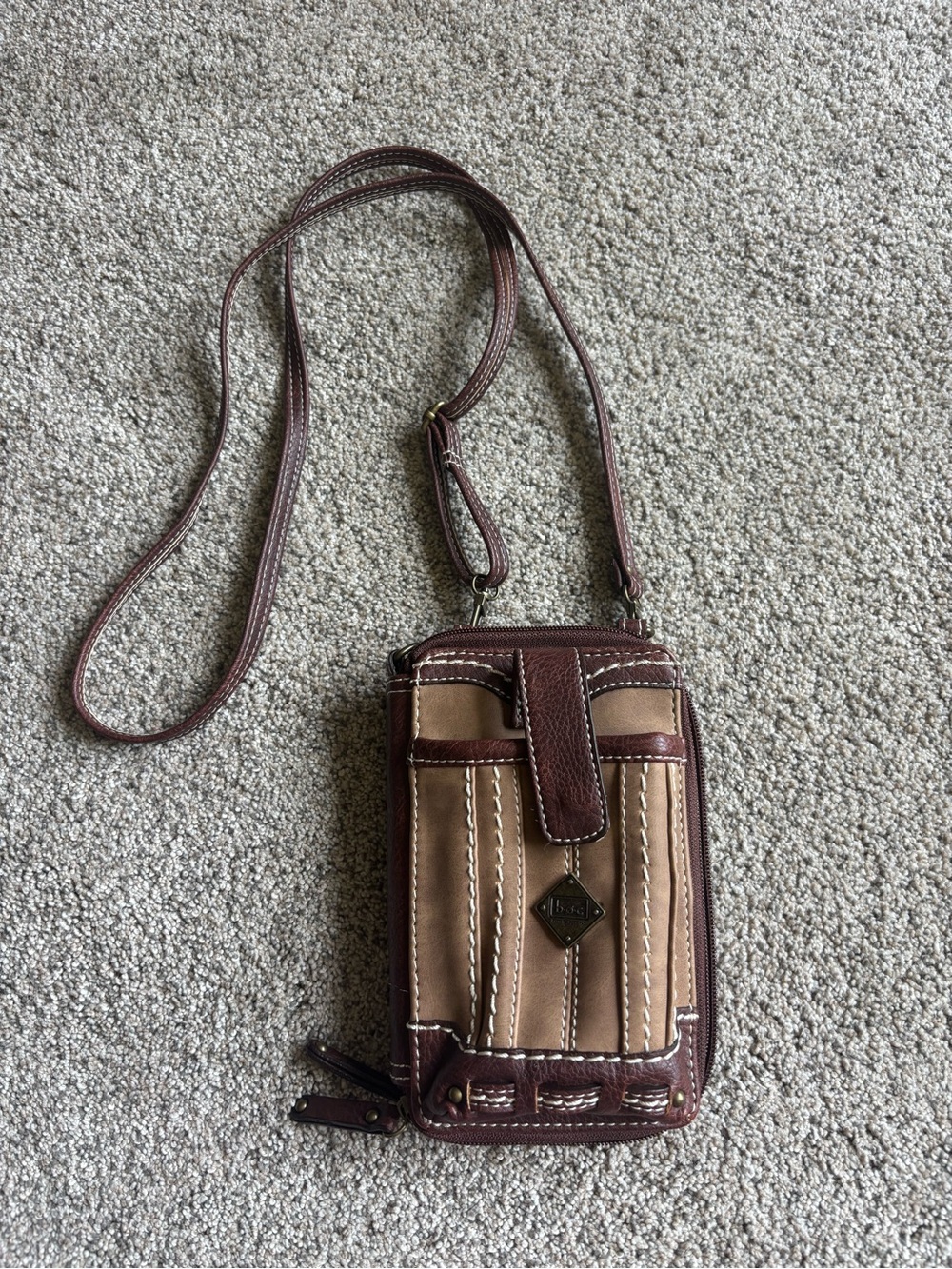 B.O.C. Crossbody Phone Wallet